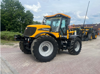 Traktor JCB