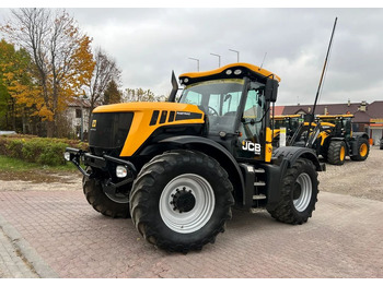 Traktor JCB