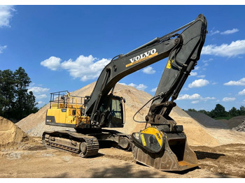 Ekskavator perayap VOLVO EC300DL