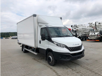 Van berpendingin IVECO Daily 70c18