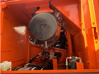 Ekskavator perayap DOOSAN DX340LC