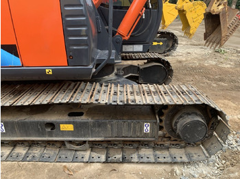 Ekskavator perayap HITACHI ZX70