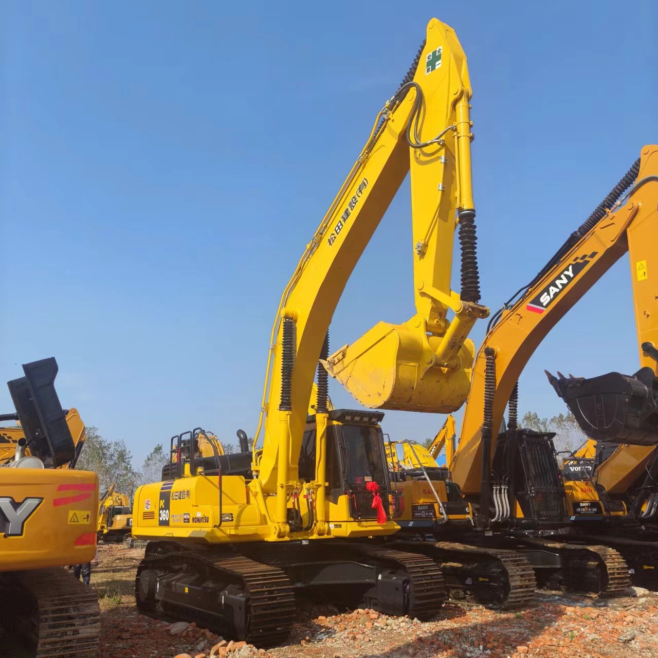 Ekskavator perayap KOMATSU PC360