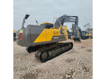 Ekskavator perayap VOLVO EC210