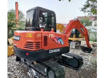 Ekskavator mini DOOSAN DH55