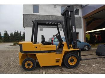 Forklift CATERPILLAR