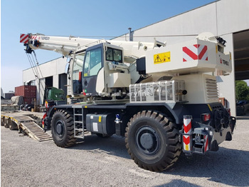 Derek bergerak baru Terex RT 1045: gambar 2