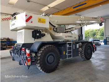 Derek bergerak baru Terex RT 1045: gambar 4