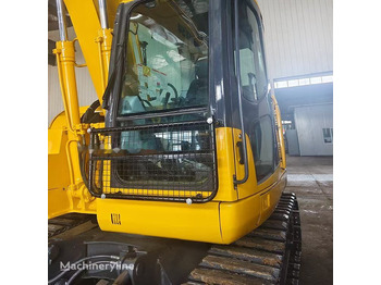 Ekskavator perayap KOMATSU PC128