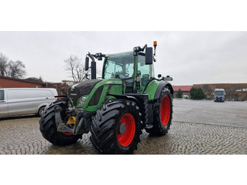 Traktor FENDT 724 Vario