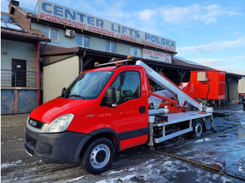 Platform udara yang dipasang di truk IVECO Daily 35s11