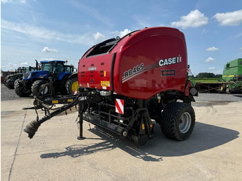 Baler bulat CASE IH