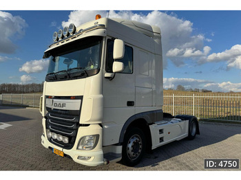 Tractor head DAF XF 460