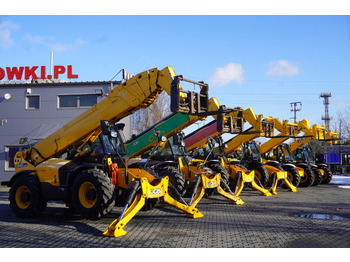 Loader depan teleskopik JCB