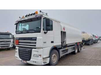 Truk tangki DAF XF