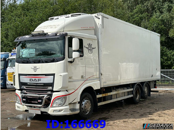 Truk berpendingin DAF XF 106 460