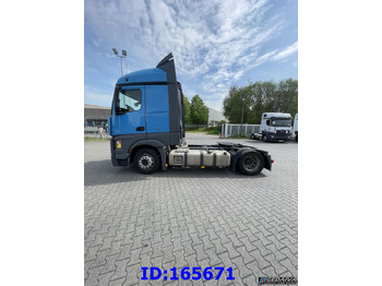 Tractor head MERCEDES-BENZ Actros 1842