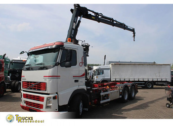 Truk pembawa sistem kabel VOLVO FM12