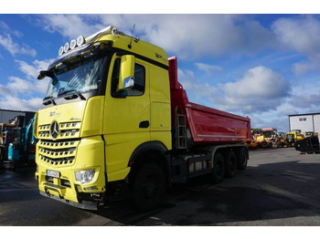 Truk jungkit MERCEDES-BENZ Arocs