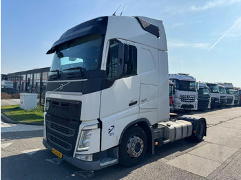 Tractor head VOLVO FH 420