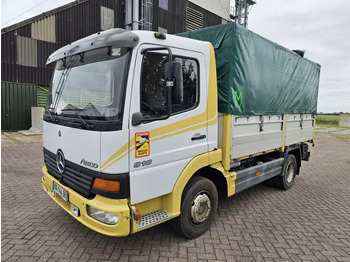 Truk dengan terpal samping MERCEDES-BENZ Atego 918