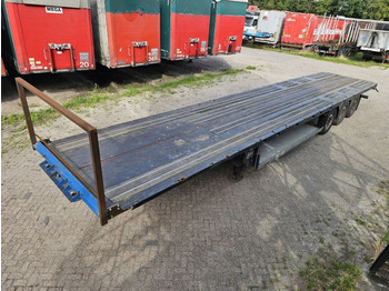 Semi-trailer flatbed