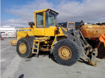 Wheel loader VOLVO L90D