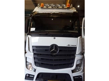 Tubuh dan eksterior MERCEDES-BENZ Actros