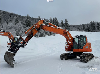 Ekskavator DOOSAN DX235LCR