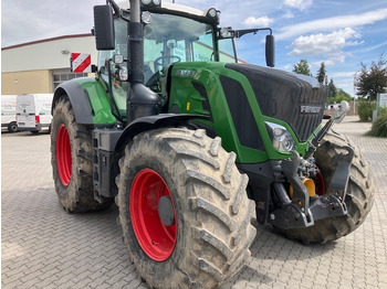 Traktor FENDT 828 Vario