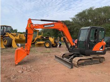 Ekskavator DOOSAN DX55