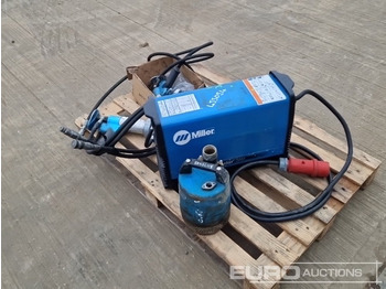 Membangun inventaris Hydraulic Impact Wrench (2 of), Miller 415Volt Welder, Submersible Pump: gambar 3