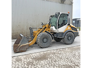 Wheel loader LIEBHERR L 506