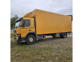 Truk box VOLVO FM