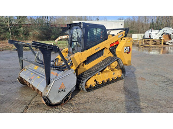 Skid steer CATERPILLAR