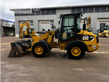 Wheel loader CATERPILLAR