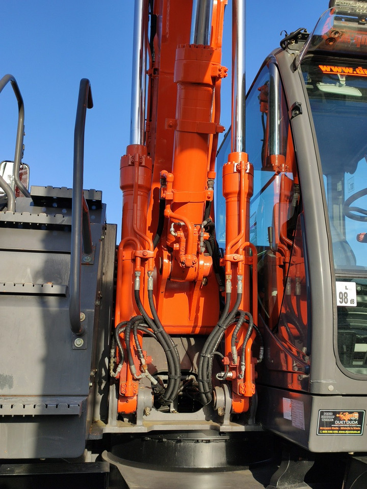 Ekskavator roda Hitachi ZX140 Koparka Kołowa: gambar 9