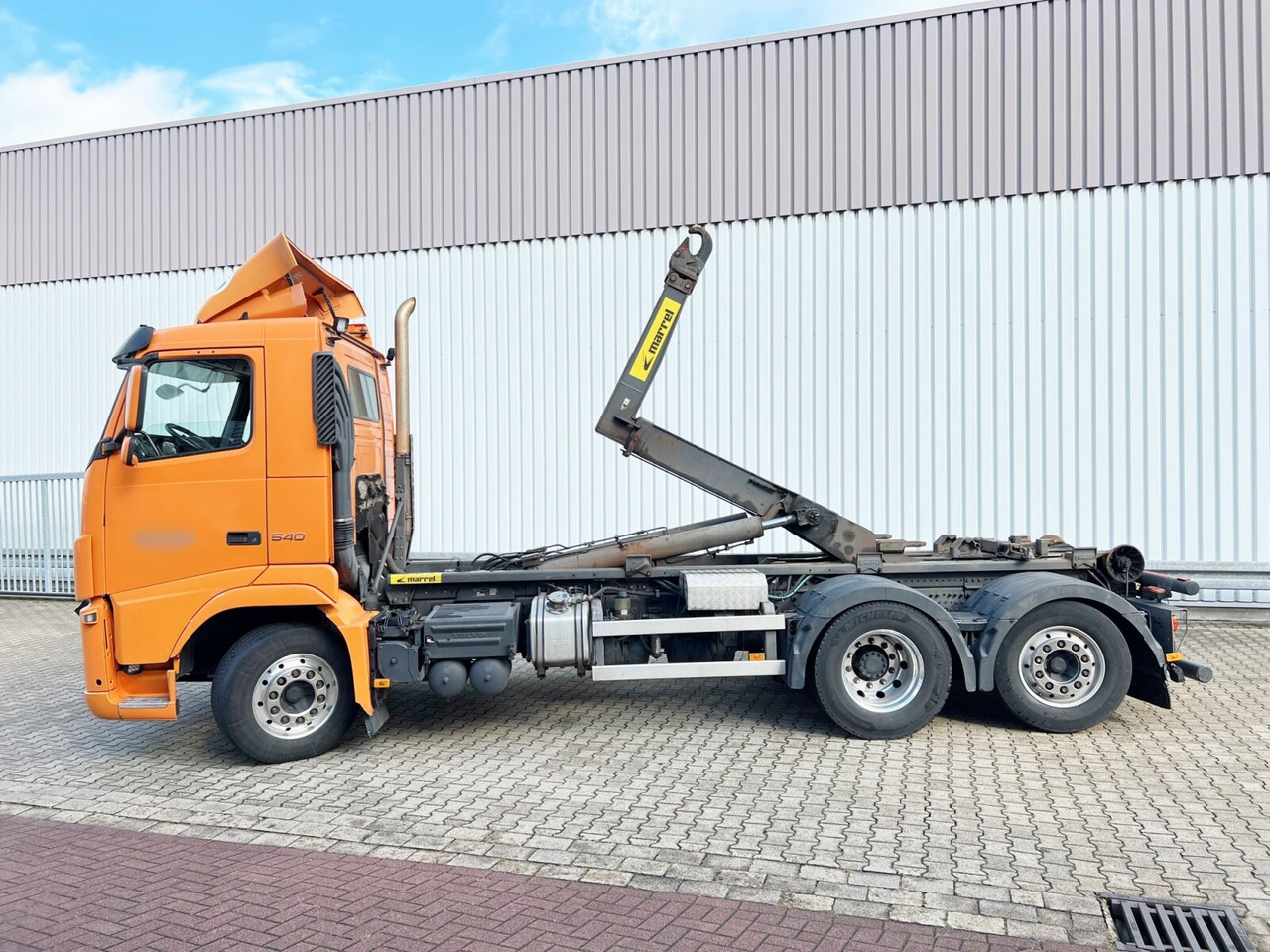 Hook lift FH 540 6x2 FH 540 6x2, Lenk-/Liftachse, Motorabtrieb: gambar 14