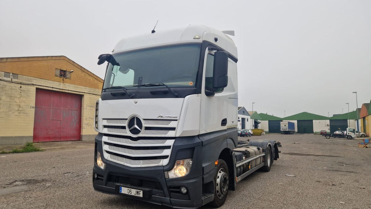 Truk Mercedes-Benz Actros 2545 6x2: gambar 7