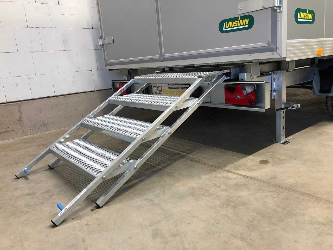 Trailer berpendingin baru UNSINN UKH 6C 3620 Seitentür+Treppe Kühlanhänger: gambar 18