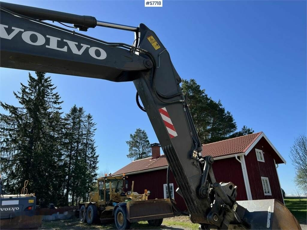 Ekskavator perayap Volvo EC290 CL: gambar 16