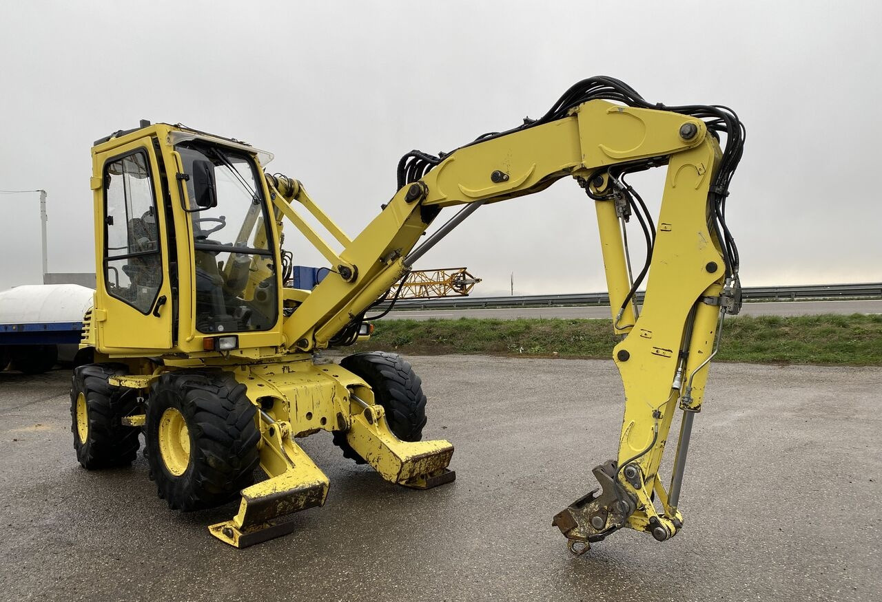 Ekskavator roda Mecalac 12 MTX Origine: gambar 11