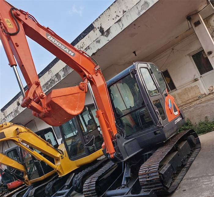 Ekskavator mini DOOSAN DX 60 - 9 C: gambar 7