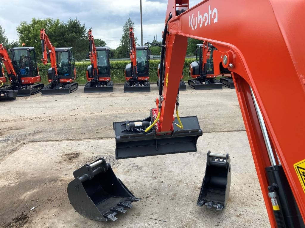 Ekskavator mini baru Kubota KX027-4 HiSpec: gambar 17