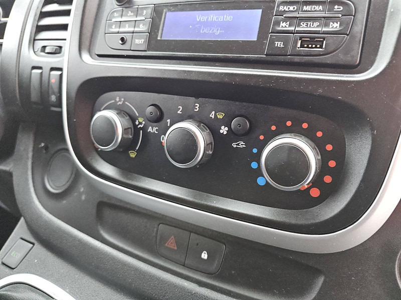 Van kecil Renault Trafic 2.0 DCI L1H1 LED Euro6 AC!: gambar 9 Van kecil Renault Trafic 2.0 DCI L1H1 LED Euro6 AC!: gambar 9