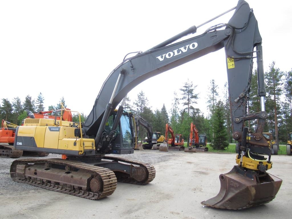 Ekskavator perayap Volvo EC300DL PYÖRITTÄJÄLLÄ: gambar 8