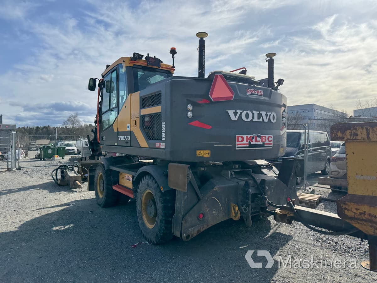 Ekskavator roda Hjulgrävare Volvo EW160E med tillbehör: gambar 10