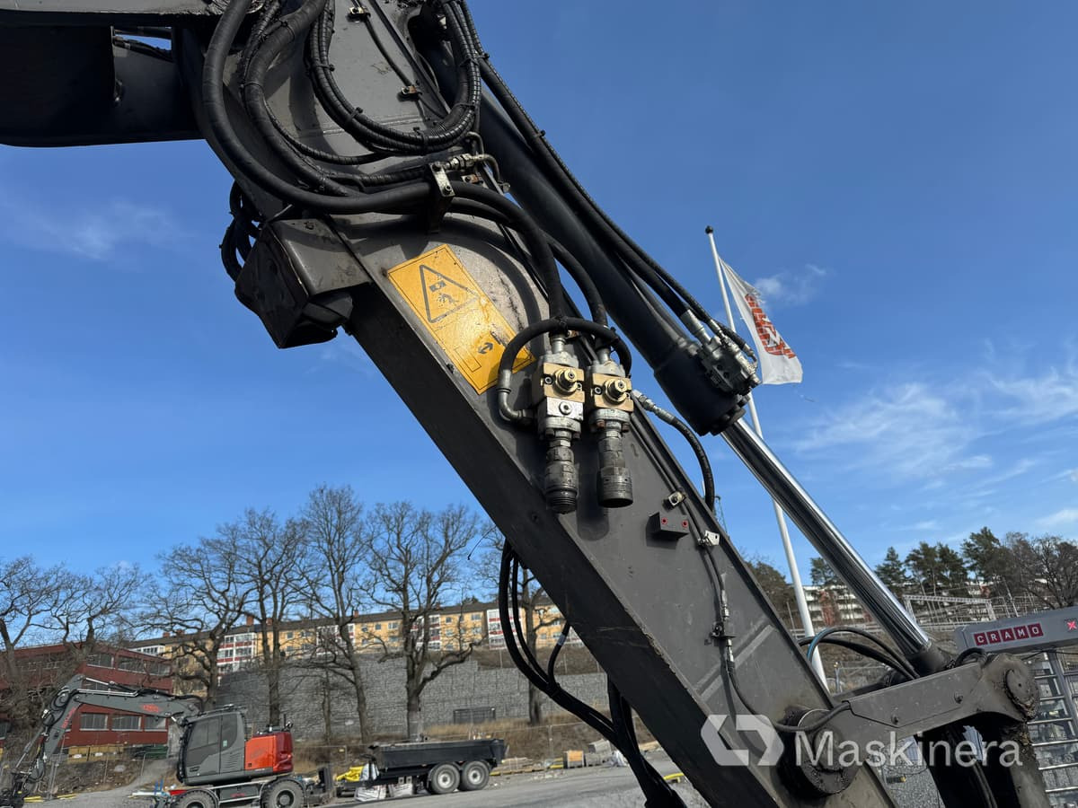 Ekskavator roda Hjulgrävare Volvo EW160E med tillbehör: gambar 42