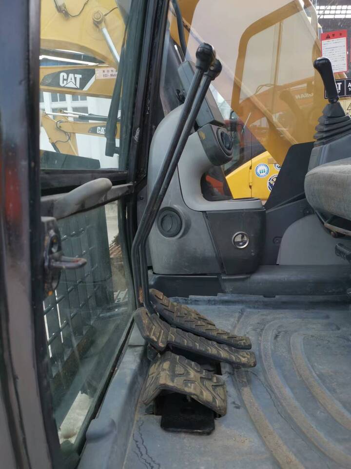 Ekskavator perayap Caterpillar 312D: gambar 6