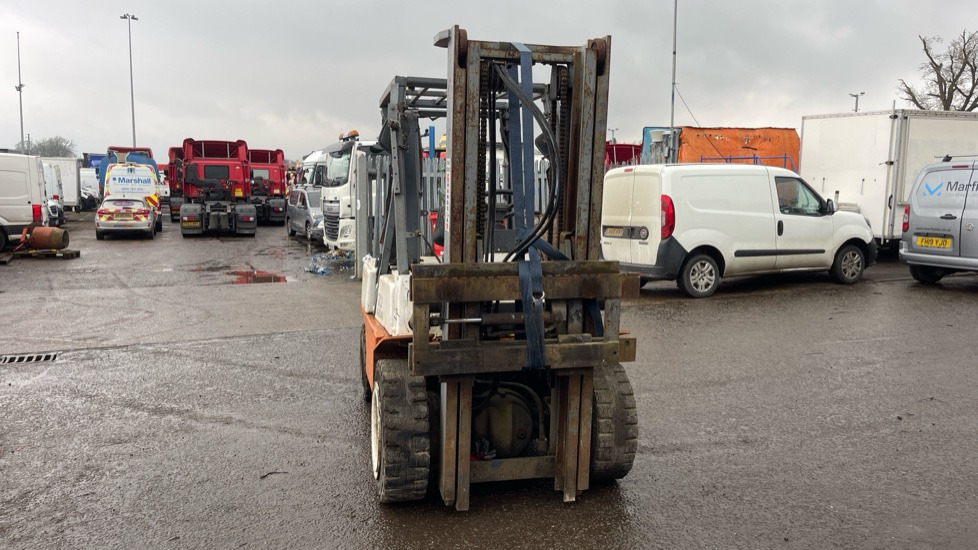 Forklift diesel NISSAN 30: gambar 9